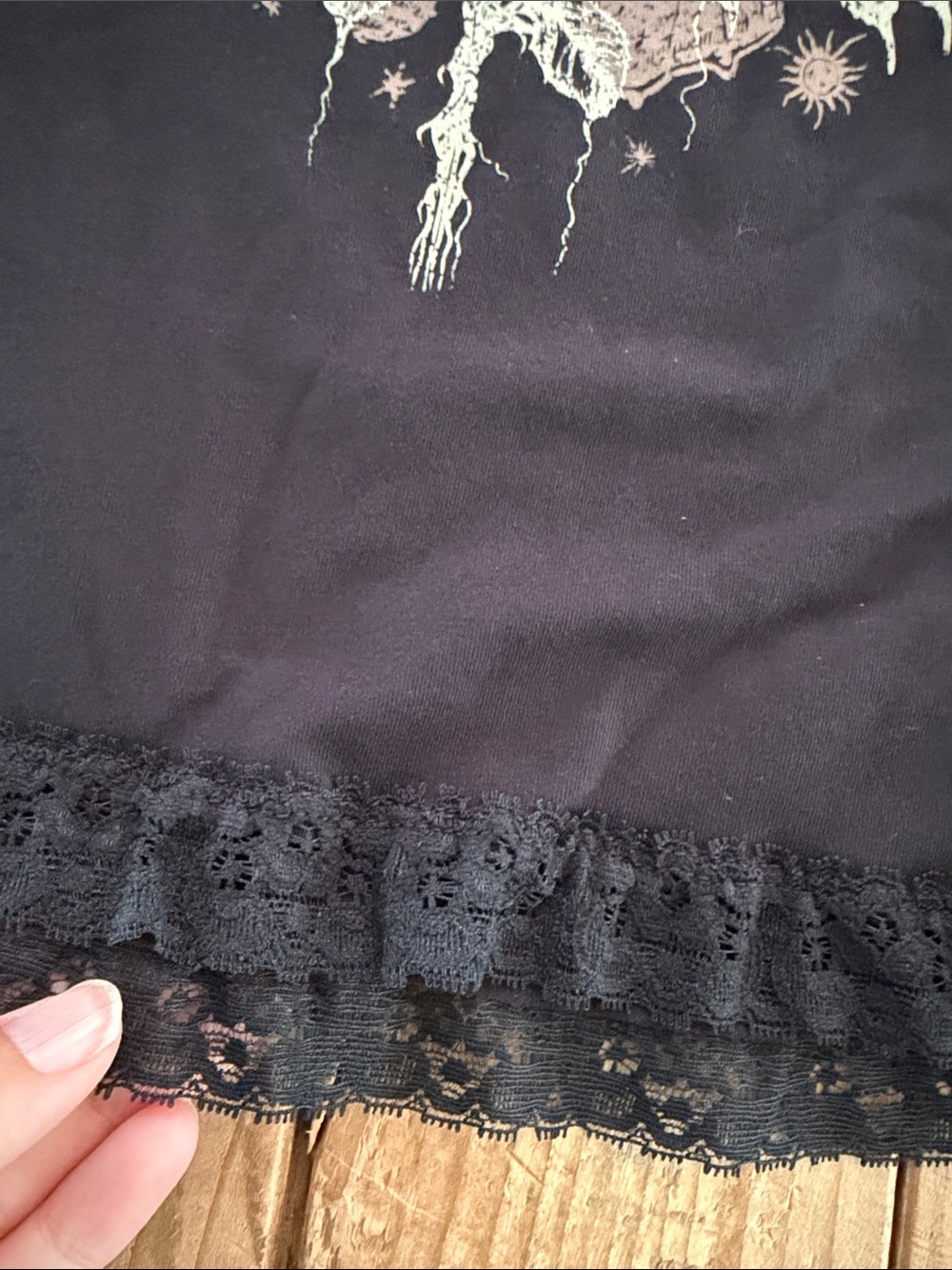 Hot Topic Black Cosmic Aura Lace-Trim Long Sleeve Top with Celestial Graphic NWT - Picture 5 of 7